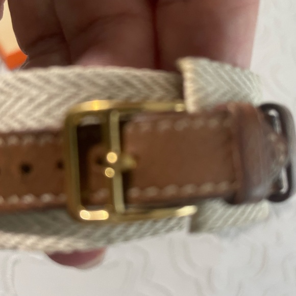 Hermès Kelly Watch , lightly worn ,in box .Price is firm🌺🌼🌸 - Picture 5 of 10